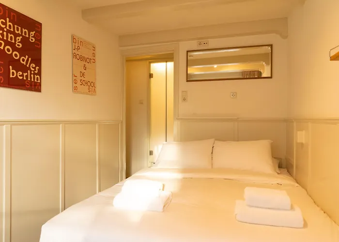 Calisto 2* アムステルダム