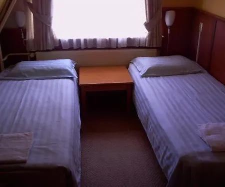 Hotel Teun 2*