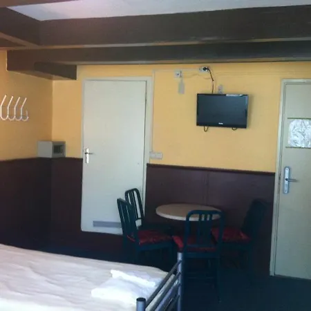 Teun Hotel 2*